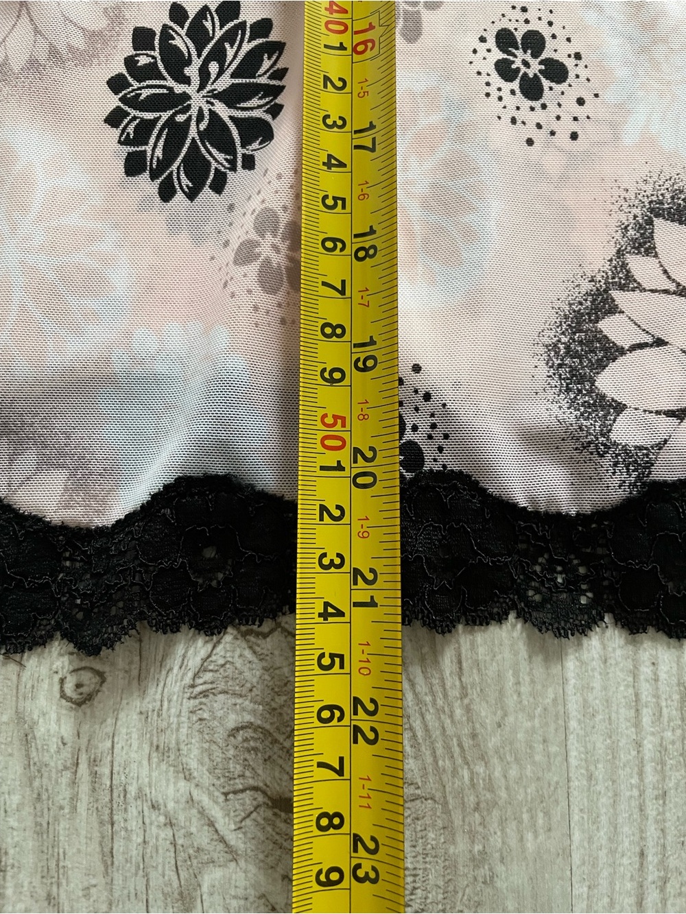 Pink and Black Floral Lace-Trim Cami-La Vie en Rose-size XL - Picture 4 of 8
